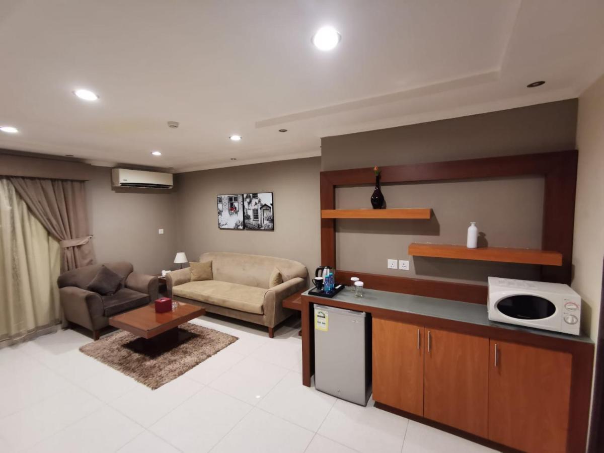 Ashbonh Hotel Suites Эр-Рияд Экстерьер фото