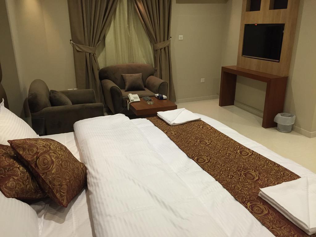 Ashbonh Hotel Suites Эр-Рияд Номер фото